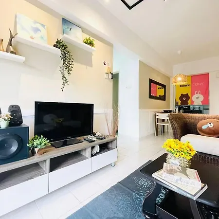 8 Pax Homestay Near Axiata Arena & Pavilion 2 Kuala Lumpur Bagian luar foto