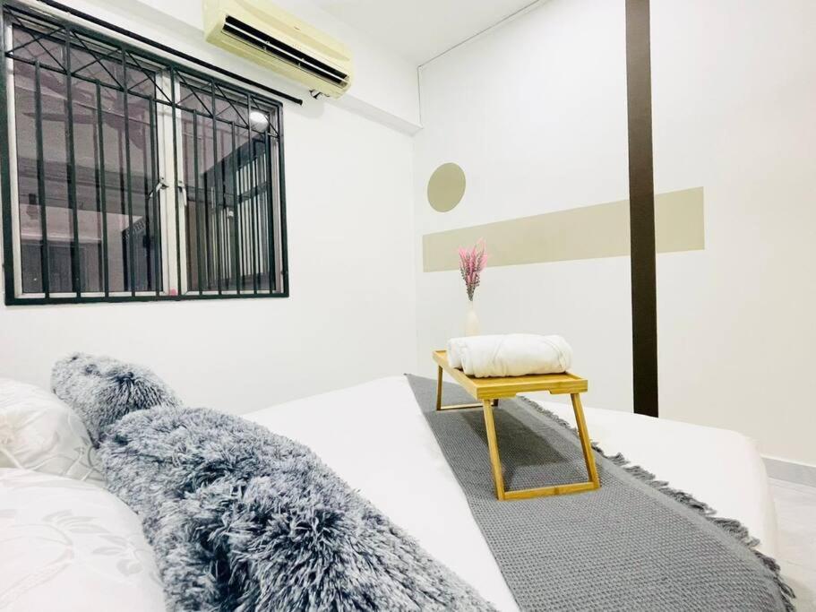 Apartment 8 Pax Homestay Near Axiata Arena & Pavilion 2 Kuala Lumpur