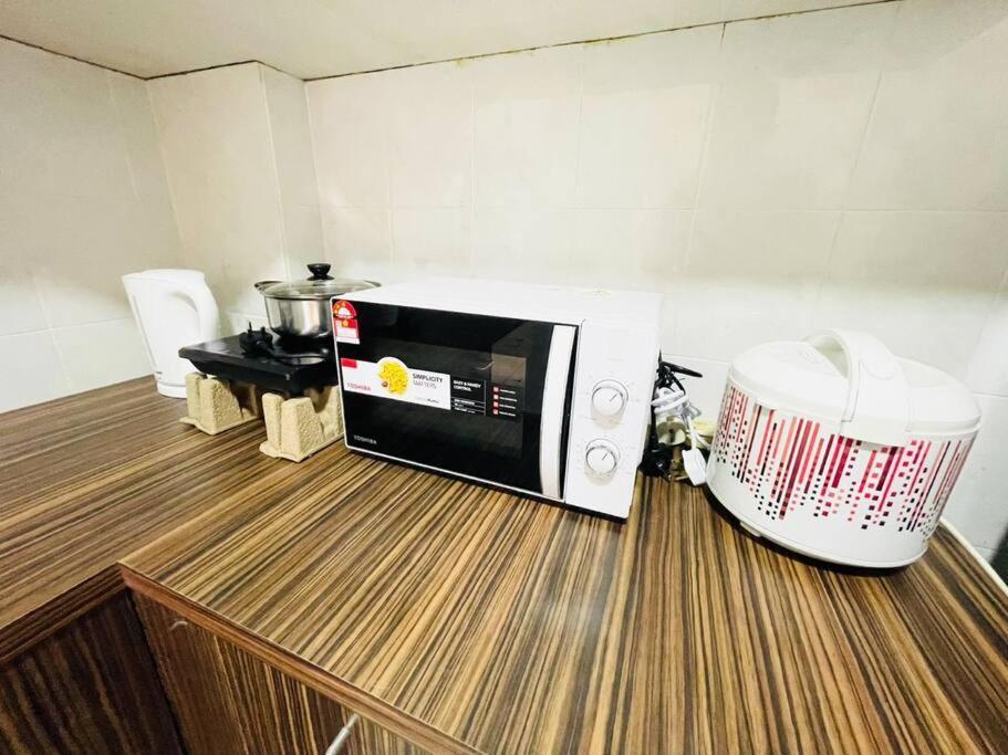 Apartment 8 Pax Homestay Near Axiata Arena & Pavilion 2